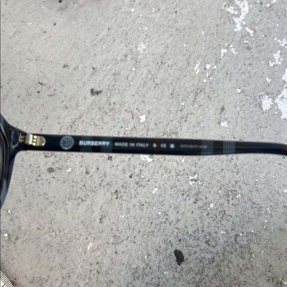 Burberry Archie eyeglass frames - Picture 3 of 5